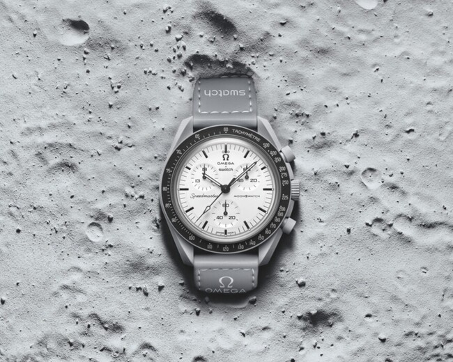 OMEGA X Swatch 新作 「MOONSWATCH 1965」3月1日発売 - 宇宙の歴史を刻んだOMEGA Speedmasterへのオマージュ
