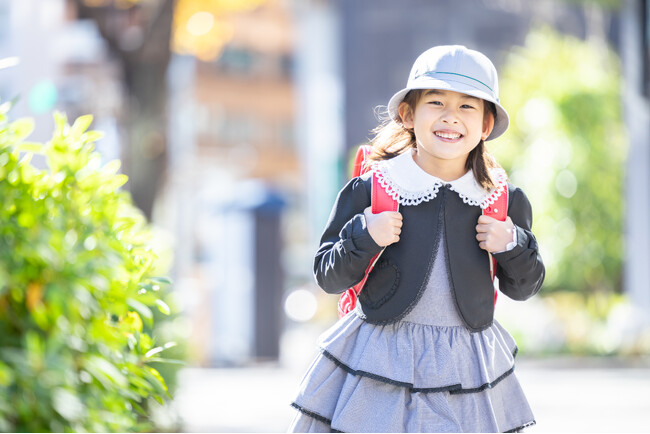 スタジオアリス、新プラン入学・卒業出張撮影３月１日（土）より「通学路フォト」の撮影を開始！