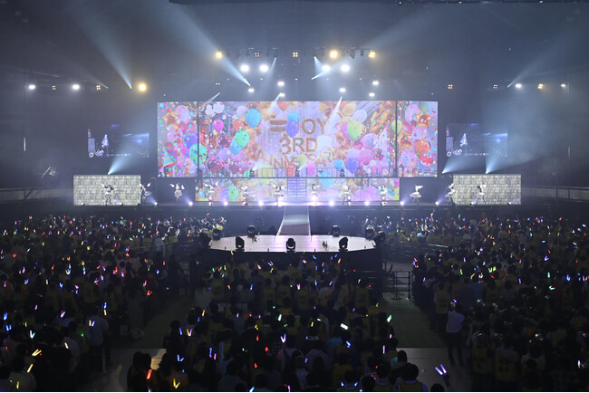 ≒JOY3周年を記念した≒JOY 3周年コンサート「≒JOY 3rd ANNIVERSARY PREMIUM CONCERT」を東京体育館にて開催！