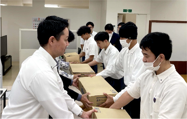 海銀リース株式会社、『修正が必要な封筒』を学習用教材として特別支援学校へ提供　公益社団法人リース事業協会が実施する2024年度社会貢献活動へ参加