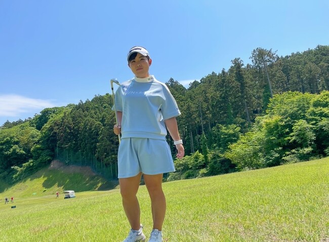 女子プロゴルファー淺井咲希（あさい　さき）選手と子育てアドバイザー契約を締結