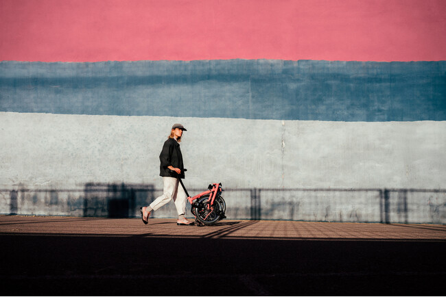 ブロンプトンが50周年の幕開けとしてオリジナルモデル「C Line」の12速モデルを発表