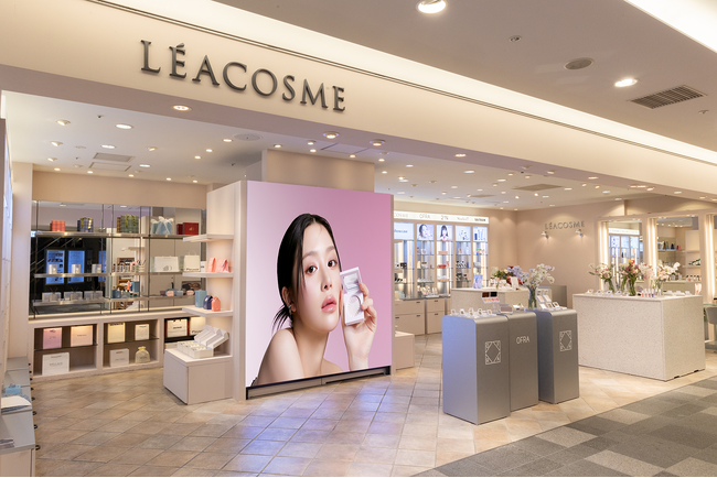 【表参道ヒルズ】に初の最新韓国コスメ最旬トレンドの新拠点！「LEACOSME」オープン- コスメ・ライフスタイルを厳選セレクト