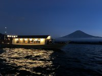 河口湖唯一の湖上レストラン『HAMANASHI HOUSEBOAT』が「屋形船のサブスクプラン」を開始！