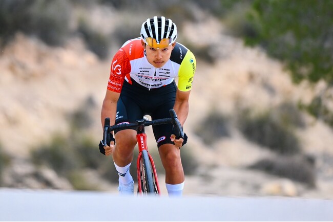 自転車競技で世界を舞台に活躍する今村駿介選手とアンバサダー契約を締結