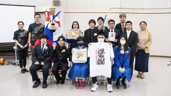 ホームタウンドリームプロジェクト実施と沖縄市教育委員会へ教材寄贈のご報告