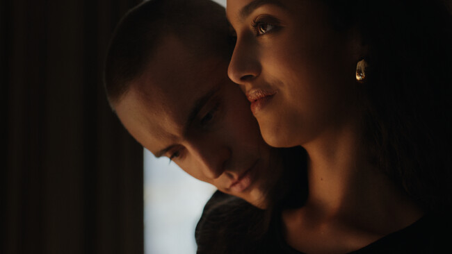 国際女性デーに、YSL BEAUTYの社会貢献活動「ABUSE IS NOT LOVE」プログラムから新キャンペーン「DON’T CALL IT LOVE」をスタート