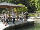 大人気の釣り場は子どもから大人まで楽しめます 大人気の釣り場は子どもから大人まで楽しめます