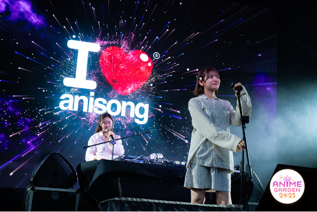 お昼寝系2人組ガールズ音楽ユニット「Suupeas」国境を超えてお昼寝のような絶対的幸福感をお届け(˘ω˘)スヤァ『Anime Garden 2025』シンガポールで初海外ライブ