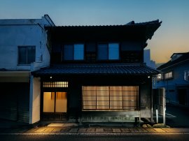 お成街道沿いに建つ町屋を改修した宿泊施設「凪」 お成街道沿いに建つ町屋を改修した宿泊施設「凪」