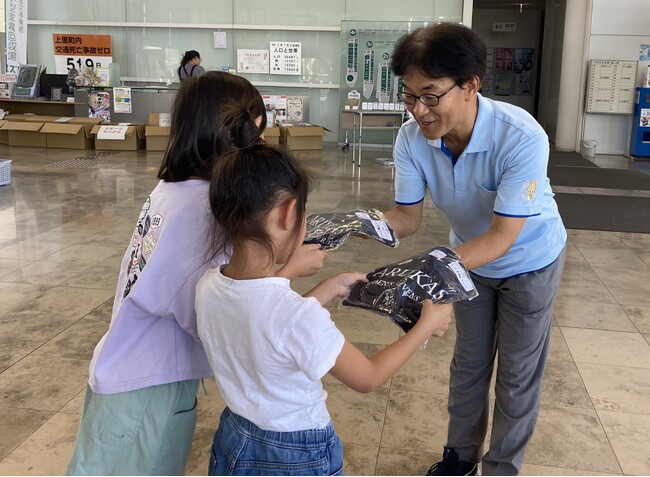 「衣類ドライブ」活動　埼玉県内のマルエツ5店舗で実施