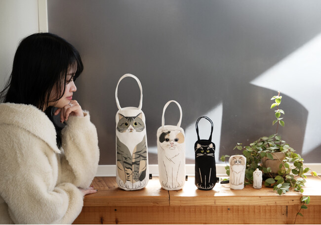 ねこトートから、ねこトート＆ポーチ＆チャームが出てくる「ネコリョーシカ」。インフルエンサー・みんち【 #Z世代の味方 】×ROOTOTEコラボによるスペシャルバージョン爆誕！