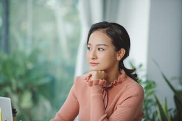 HSBC口座開設サポートのマイプロパティが審査なしで海外クレジットカード発行サポートを2025年3月から開始しました。日本でクレジットカードが作成できないお客様も海外のカードなら作成できます