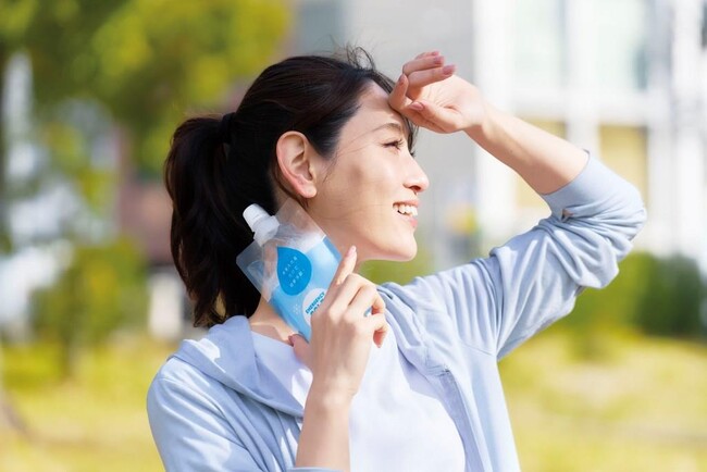 緊急時に瞬間冷却!水を入れて振るだけ!「緊急用コールドパック 2個組」を3月21日より発売
