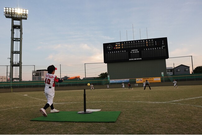 「三十三銀行杯 第13回三重県小学生ティーボール選手権大会」は、鳥羽中央公園野球場で5月11日（日）に開幕