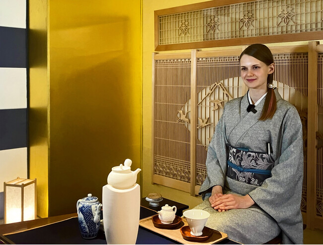 現代の「黄金の茶室」が京都・東山に誕生