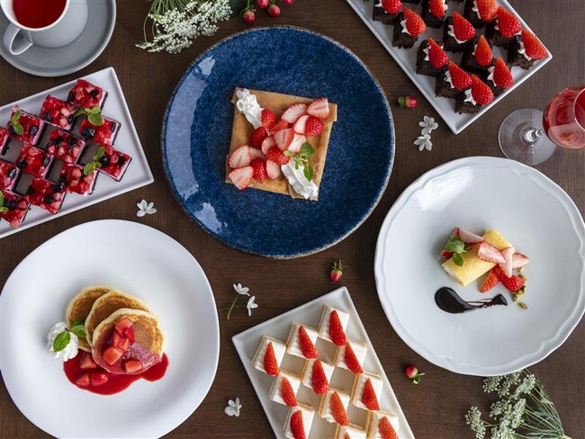 自慢の「楽しみになる朝食」が期間限定で苺づくしに！大粒の“やよいひめ”を贅沢に使用した『苺フェア』開催！
