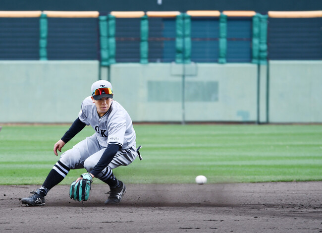 読売ジャイアンツの門脇誠選手とアドバイザリースタッフ契約を締結