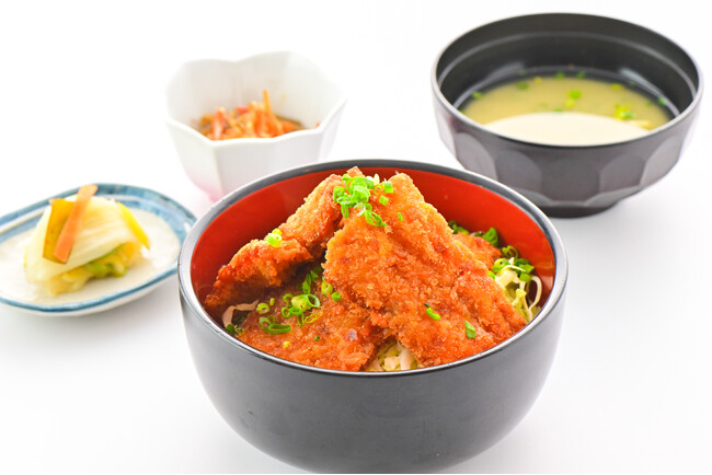 【新日本海フェリー】船内レストラン「春爛漫グルメフェア～船上で味わう旬の贅沢～」 3/31スタート！