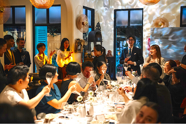 タイのミシュラン一つ星レストランと日本酒ブランド「SAKE HUNDRED」がコラボレーション。タイ料理とのペアリングディナーを開催