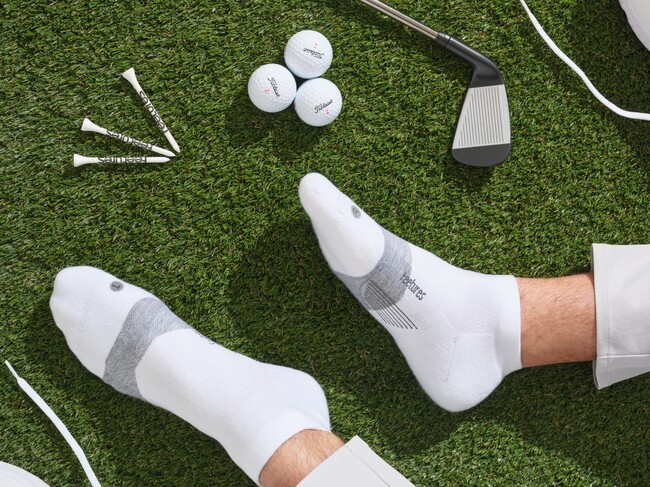 大人気ソックスブランドFeetures(R)(フィーチャーズ)からゴルフコレクションが新登場！