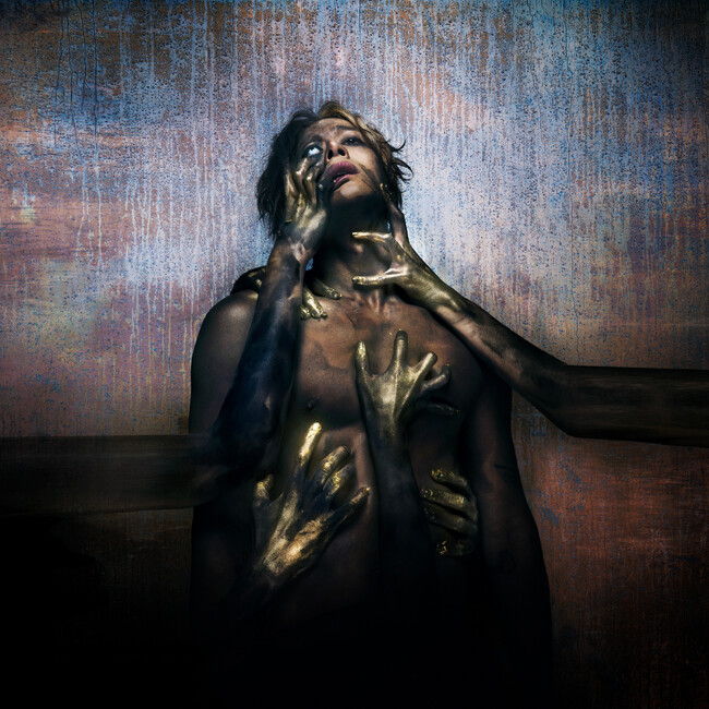 世界を虜にする香港発のジャクソン・ワン来たるニューアルバム『MAGIC MAN 2』より“悪者”になる覚悟の新曲「GBAD」とそのMVを発表