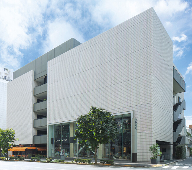 世界中で愛されているジュエリーブランド、ローリーロドキンのフラッグシップショップ「ローリーロドキン東京店」が、3月28日（金）六本木のデザイン発信拠点「AXIS」内にオープン！