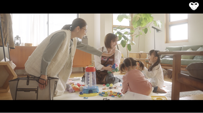 「子育て」を力に変える新プロジェクト始動！水野美紀さん起用のPVで柔軟な働き方を提唱
