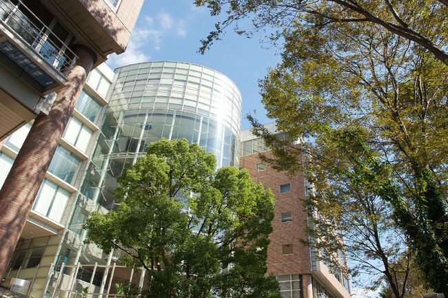 慶應義塾大学理工学部 満倉靖恵教授と共同研究「香料と皮膚への使用感が精神的・認知機能に及ぼす影響調査」を開始