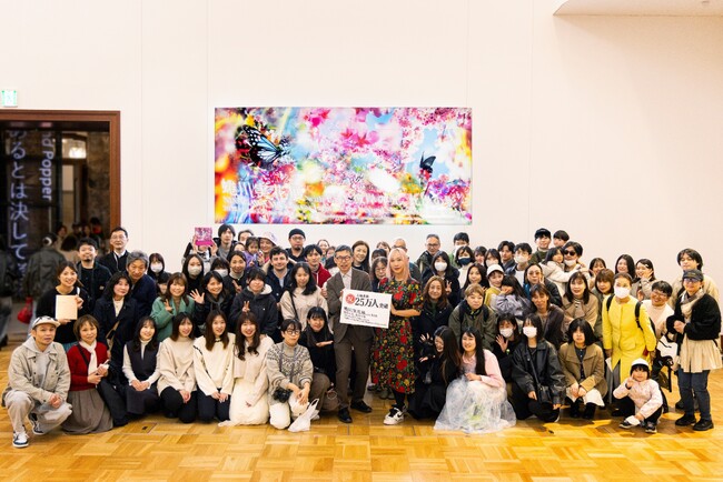 「蜷川実花展 with EiM：彼岸の光、此岸の影」展覧会最終日の３月３０日(日)に来場者２５万人突破！蜷川実花から感謝のメッセージ