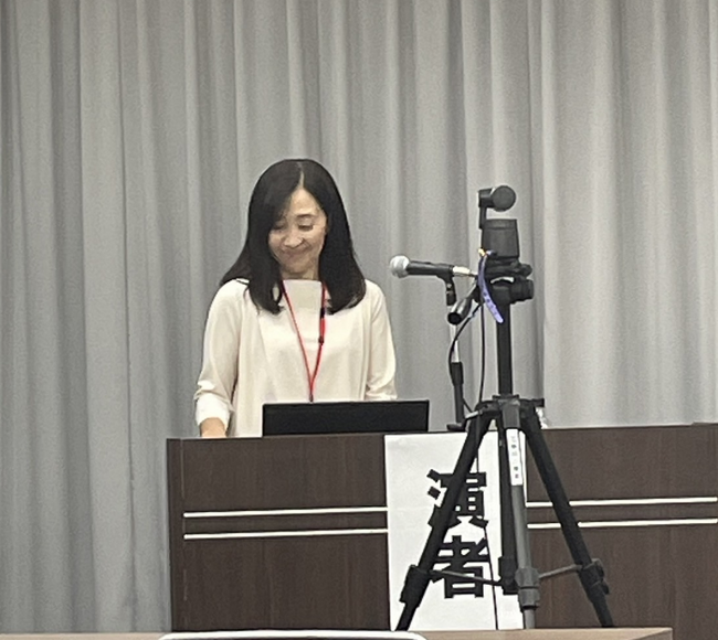 UV防護服を皮膚科学会で発表　皮膚科専門医の認知を上げる