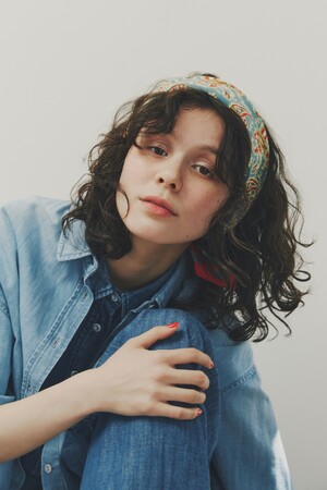 human womanから、人気デニムブランド「ヘルシーデニム」とのコラボレーションアイテム第2弾が登場