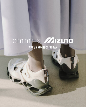 【emmi(エミ)】Mizunoとの初別注シューズを発売！【4月11日(金)12:00オンライン先行予約開始】