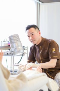 10人に1人が悩む巻き爪 もはや現代病に　「巻き爪矯正資格講習」受講者数 約2倍増