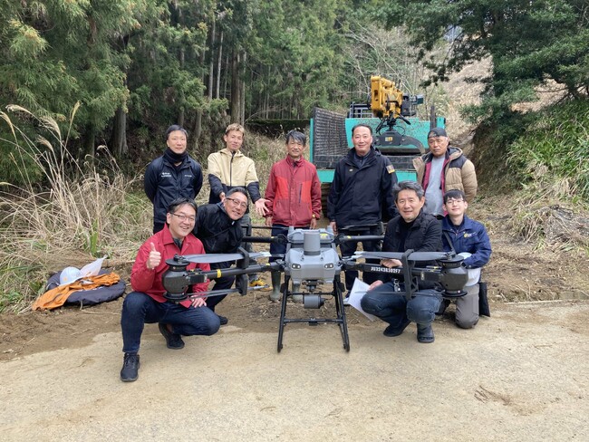 トルビズオン、福岡県添田町にて4社連携により、4tの林業資材をDJI FlyCart30で空輸