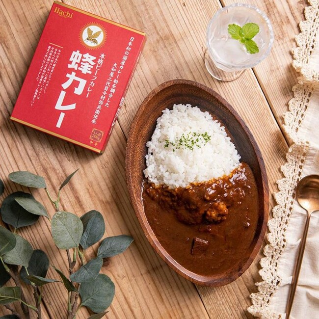 創業180年のハチ食品のコラボ商品がピックミーアップ竹ノ塚に登場！