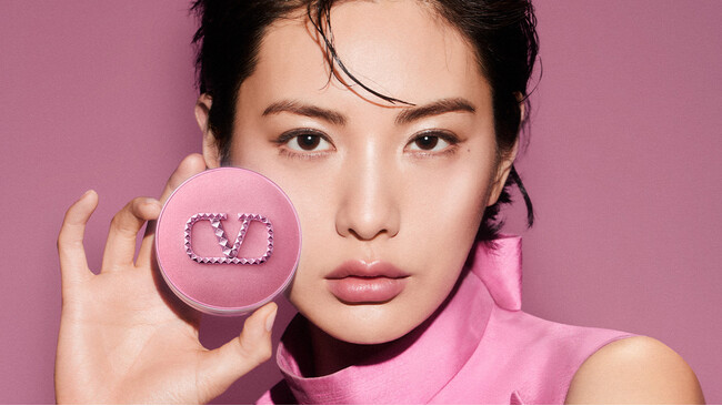 俳優 NANA（ナナ）が、 ヴァレンティノ ビューティ ブランド アンバサダーに就任 
