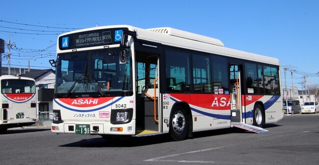 【二種免許なしでも夢のバス運転手気分に！】羽生モータースクール(埼玉)で朝日自動車のバス運転体験会を初開催／自動車教習所だからこそ実現した採用イベントの参加者を募集します