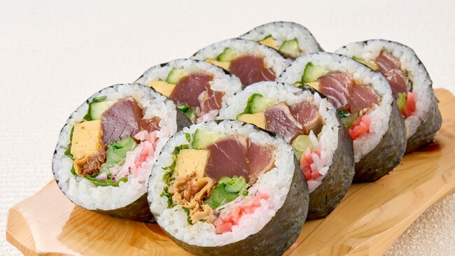【新商品】藁焼き鰹のたたきと湯葉が味わえる春限定「梅の花の土佐巻き」を販売開始