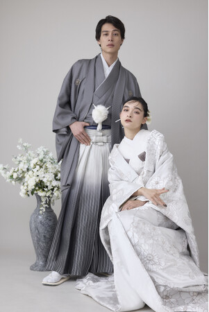 【New arrive】aim東京原宿店に新作白無垢＆2nd studio新背景が登場。