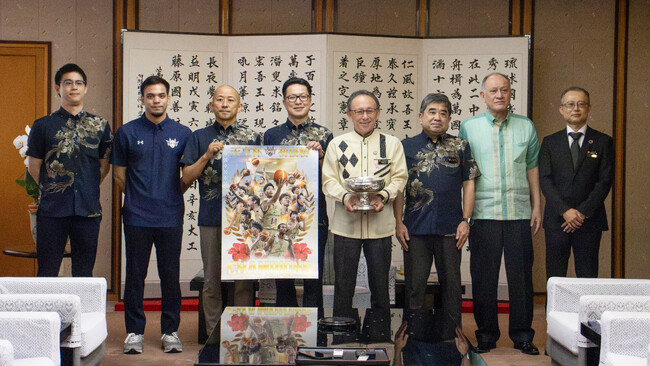 天皇杯初優勝報告 沖縄県知事への表敬訪問を実施