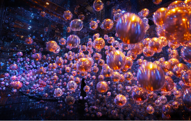 チームラボ、「teamLab Phenomena Abu Dhabi」の巨大な新作を発表。アブダビの文化地区に4月18日(金)オープン。チケット販売中