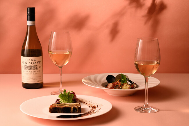 【ザ ロイヤルパークホテル アイコニック 大阪御堂筋】夏のサンセットが彩るモダンフレンチディナー