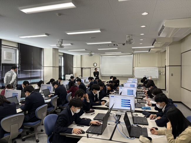 【高校生が生成AIに挑戦】TENHO、文部科学省の「高等学校DX加速化事業（DXハイスクール）」採択校の取り組みの一環として、名古屋市立緑高等学校に対してAI共創型探究学習プログラムを提供