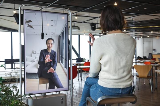住友商事のCVCが、テレプレゼンスシステム「窓」の開発・販売を行うMUSVI株式会社へ出資