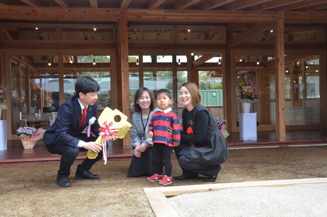 学生のアイデアをカタチにした園舎が誕生　愛知・豊橋のつつじが丘保育園が開園しました
