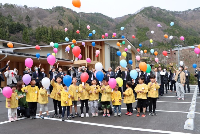 【飛騨高山・岐阜県高山市】高根地域の拠点施設「たかね　てらす」が完成