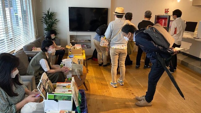 本好き店主と本との出会いを楽しむ！下町風情あふれる、東京・谷根千エリアの大好評イベント「不忍ブックストリートの一箱古本市」を「HOTEL GRAPHY 根津」にて5月5日（月・祝）に開催
