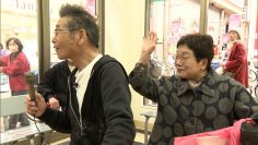 徹底検証!関西のおばちゃんは褒めると叩く!?