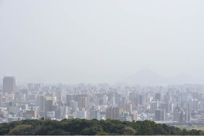 偏西風に乗ってやってくる厄介な黄砂について調べてみました！【1000人アンケート】